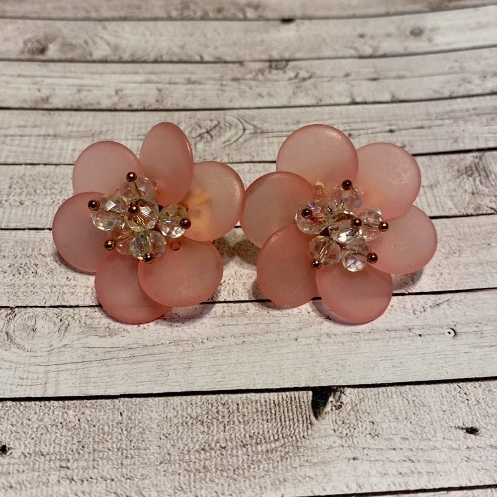 Women's Pink Flower‎ Earrings Crystal Beaded Accent Studs Fashion Jewelry